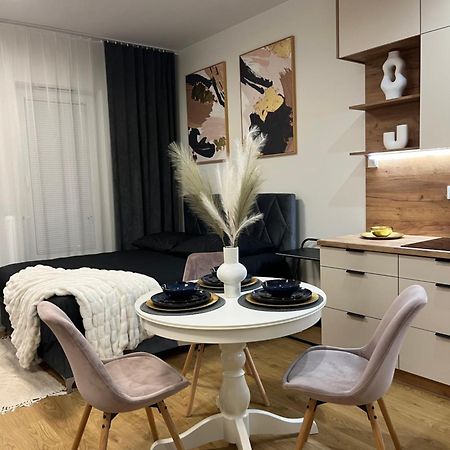 Apartament Nova Klonova Porto Kielce Dış mekan fotoğraf