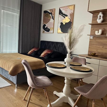 Apartament Nova Klonova Porto Kielce Dış mekan fotoğraf