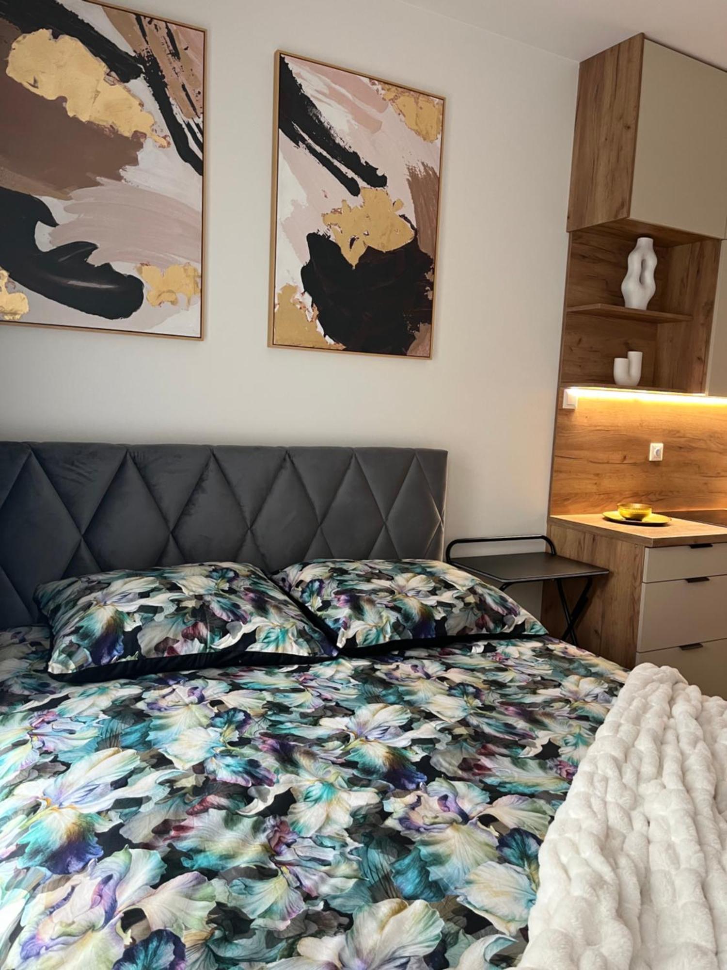 Apartament Nova Klonova Porto Kielce Dış mekan fotoğraf